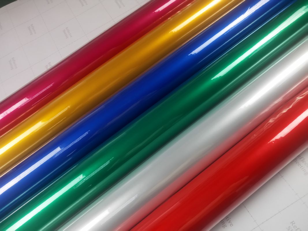 1.24m * 45.7m Engineer Grade Reflective Sheeting For Vinyl Traffic Signs Glass Beads Reflection