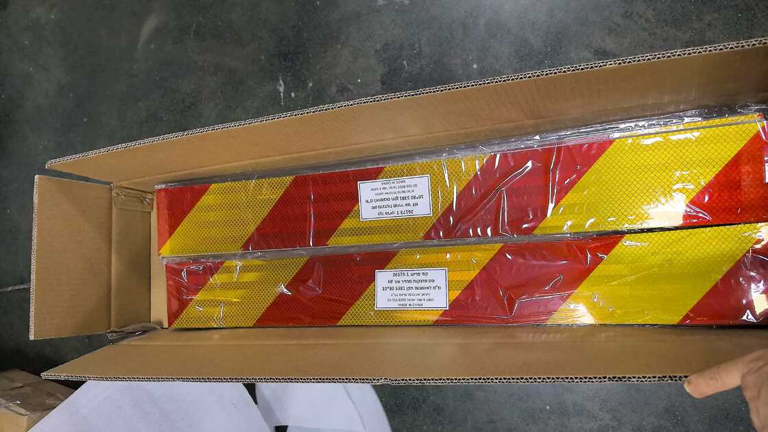 Manufacturer Reflective Stickers Rear Marking Plate Sticker Custom-Cut Vehicle Reflective Chevrons Stripe
