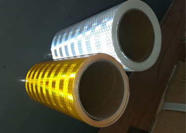 1.22m*45.72m High Intensity Prismatic Reflective Sheeting For Traffic Signs