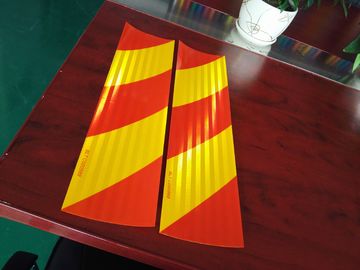 Micro Prismatic Red And Yellow Reflective Tape  On Mud Flaps With Aluminium Plate